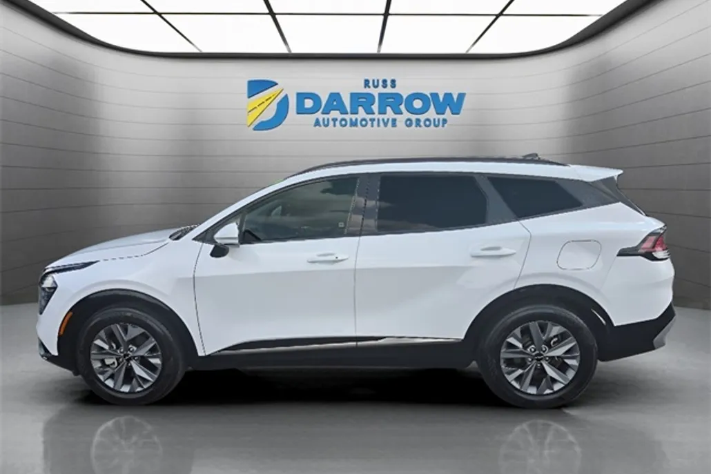 2025 Kia Sportage SX photo 1