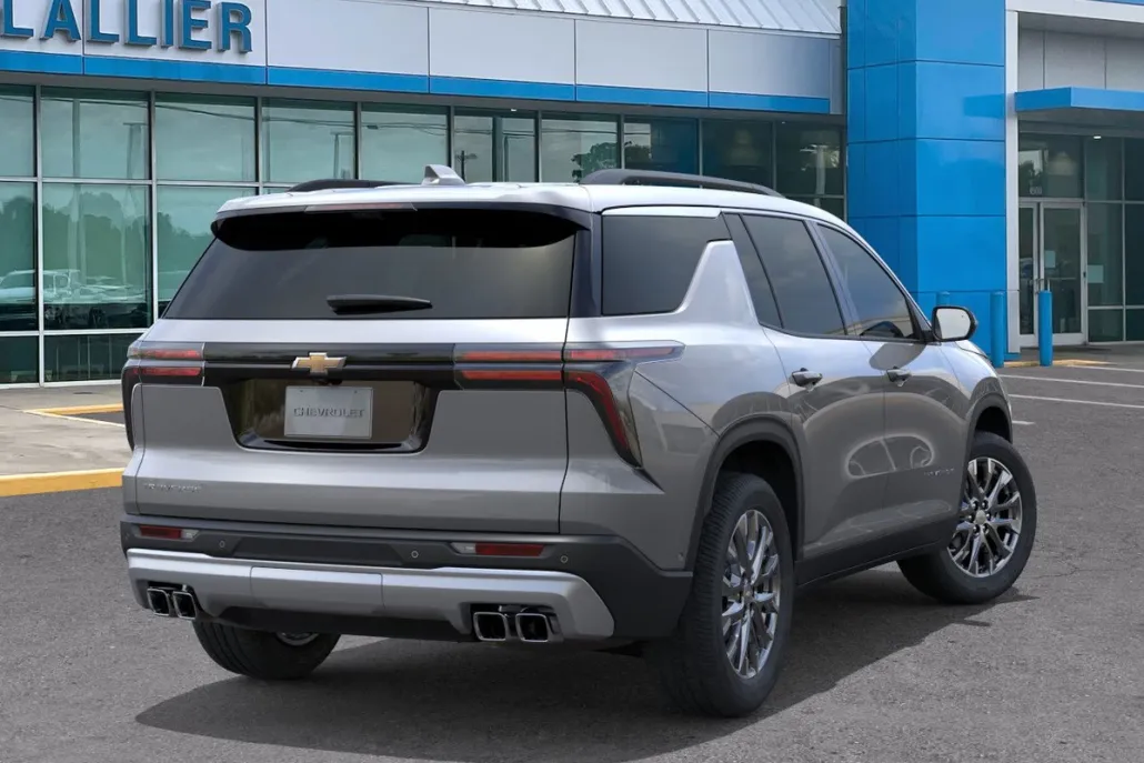 2026 Chevrolet Traverse photo 1