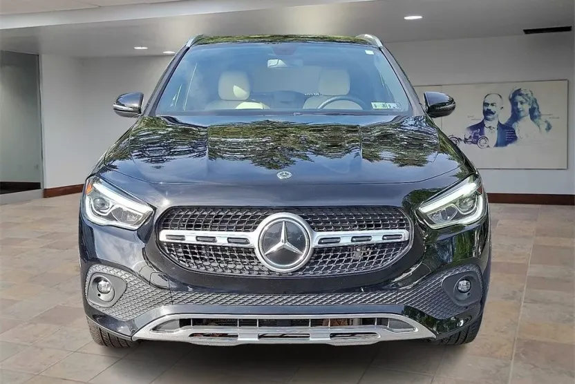 2022 Mercedes Benz GLA 250 4MATIC photo 1