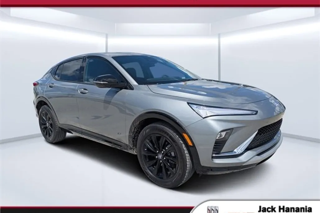 2025 Buick Envista ST photo 1