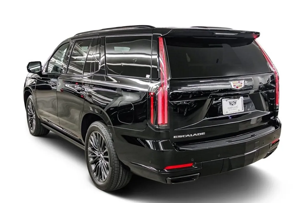 2026 Cadillac Escalade Platinum Sport photo 1