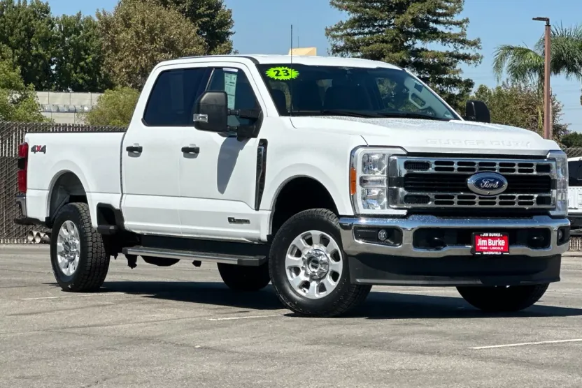 2023 Ford F-250 XLT photo 1