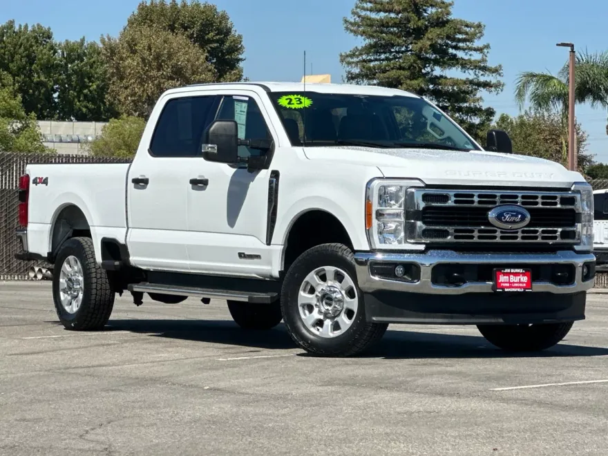 2023 Ford F-250 XLT photo 1