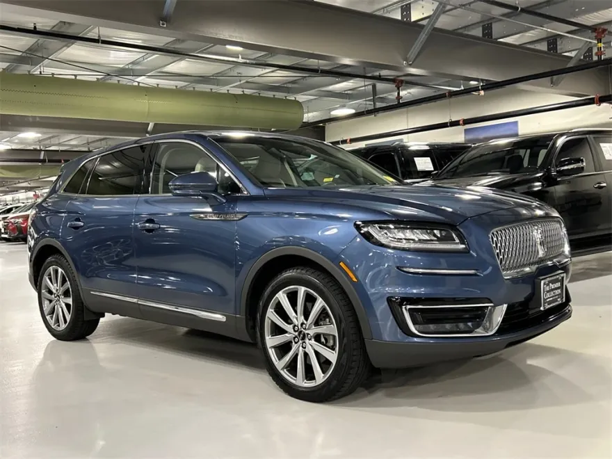 2019 Lincoln Nautilus Select photo 1