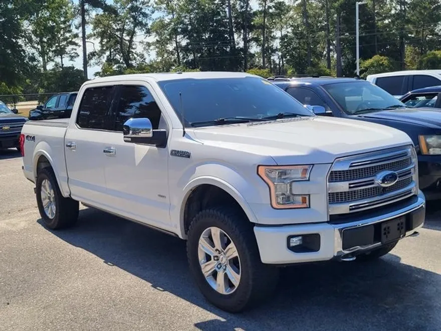 2015 Ford F-150 Platinum photo 1