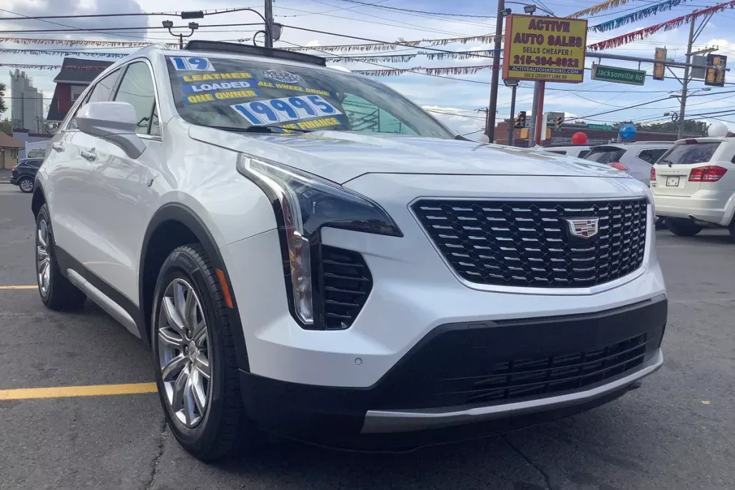 2019 Cadillac XT4 Premium Luxury photo 1