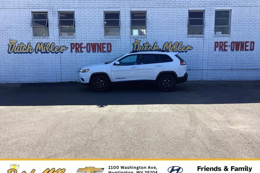 2020 Jeep Cherokee Altitude photo 1