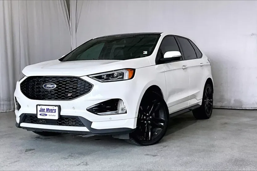 2021 Ford Edge ST photo 1