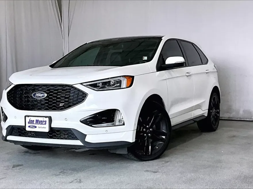 2021 Ford Edge ST photo 1