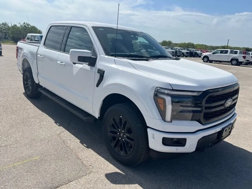 2025 Ford F-150 Lariat photo 1