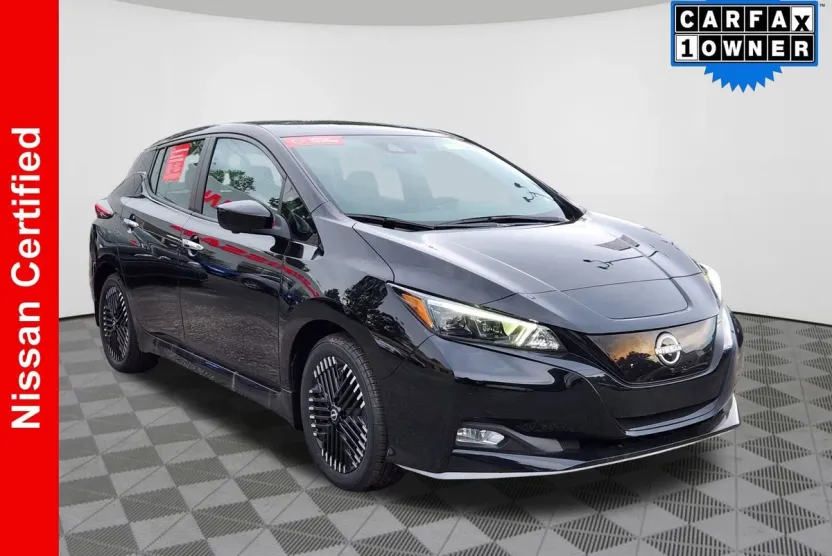 2024 Nissan Leaf SV Plus photo 1