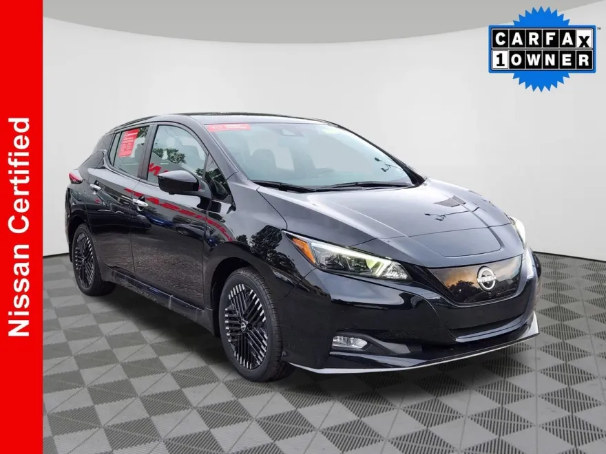2024 Nissan Leaf SV Plus photo 1