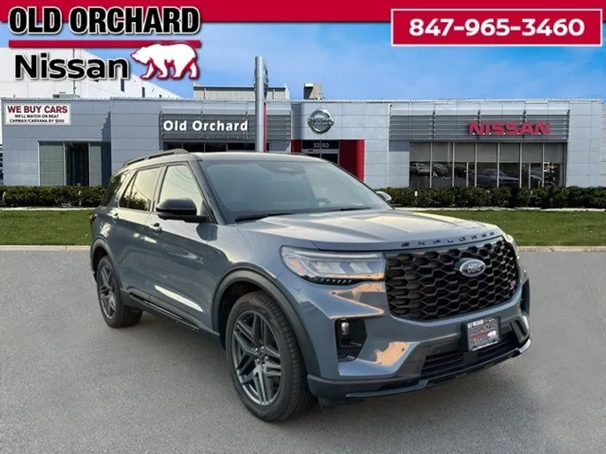 2025 Ford Explorer ST photo 1