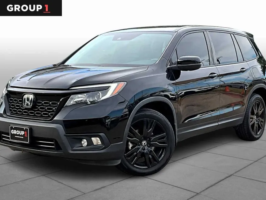 2021 Honda Passport Sport photo 1