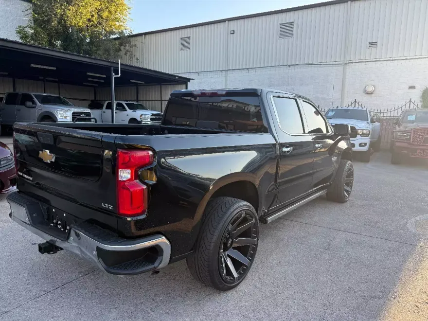 2022 Chevrolet Silverado 1500 LTZ Texas Edition photo 1