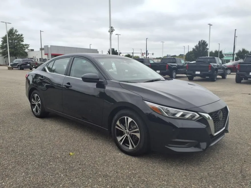 2023 Nissan Sentra SV photo 1