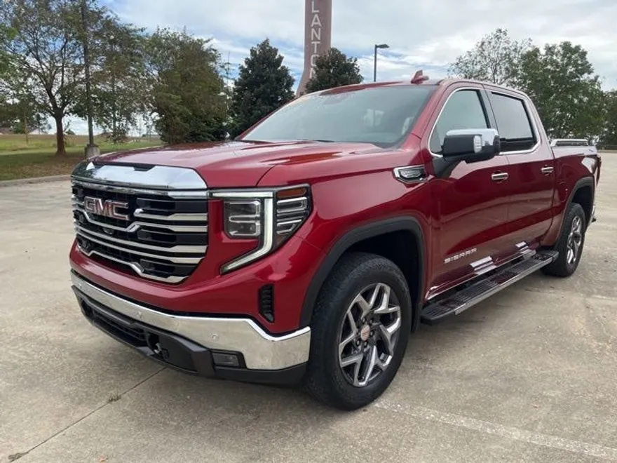 2022 Gmc Sierra 1500 SLT photo 1