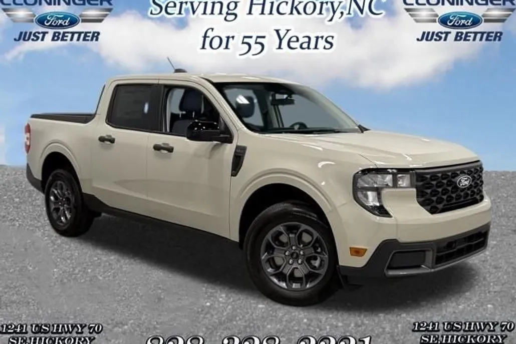 2025 Ford Maverick XLT photo 1