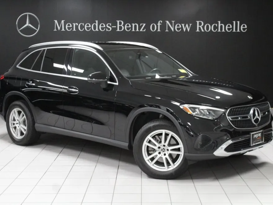2023 Mercedes Benz GLC 300 4MATIC photo 1