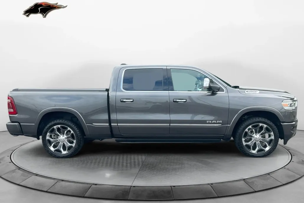 2021 Ram 1500 Limited photo 1