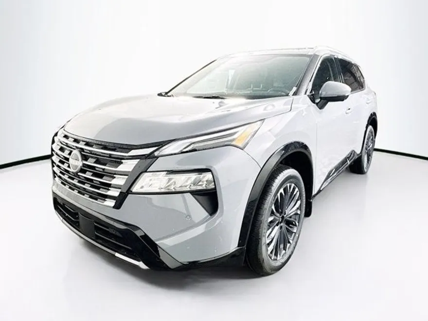 2025 Nissan Rogue Platinum photo 1