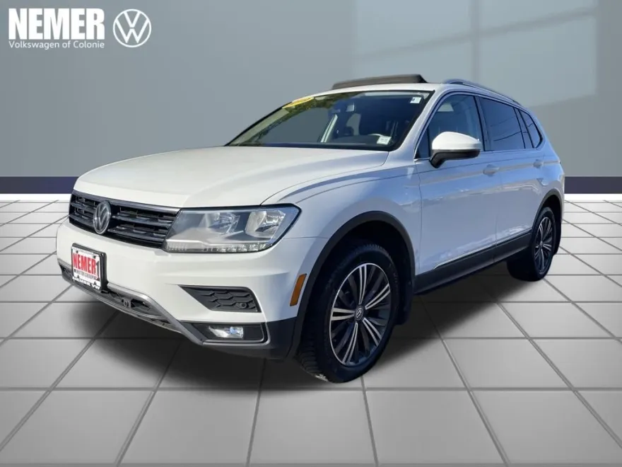2019 Volkswagen Tiguan SEL photo 1