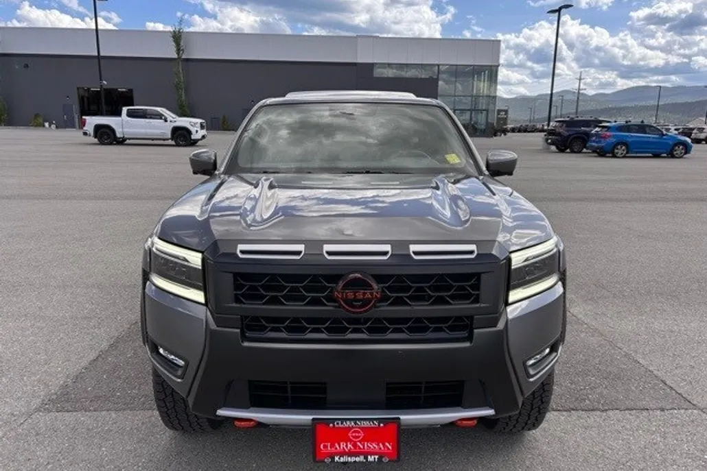 2025 Nissan Frontier PRO-4X photo 1