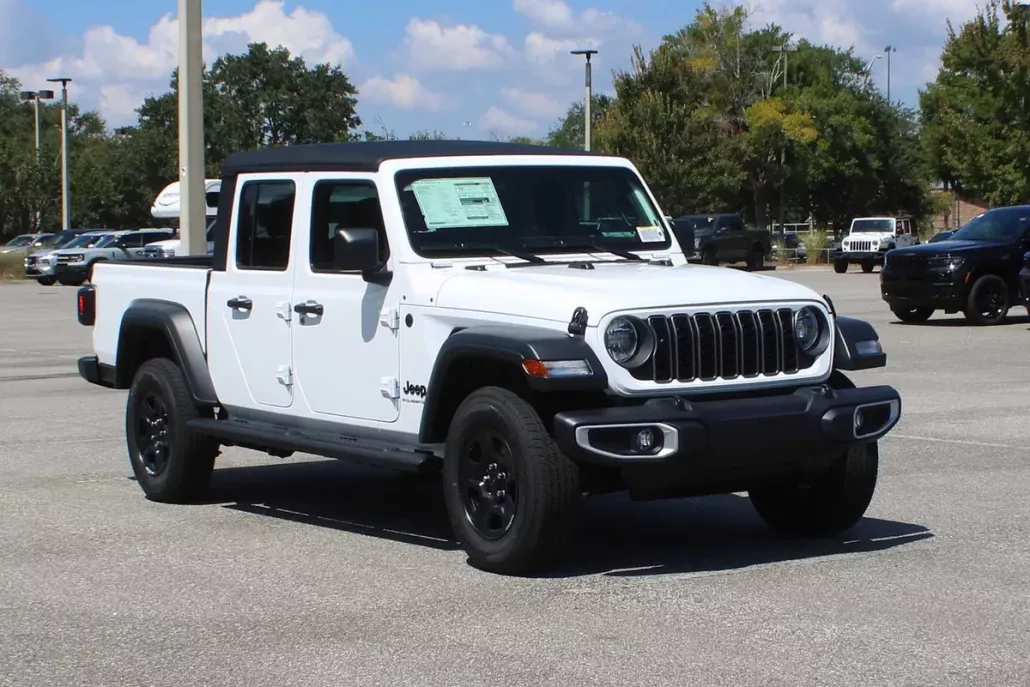 2025 Jeep Gladiator Sport photo 1