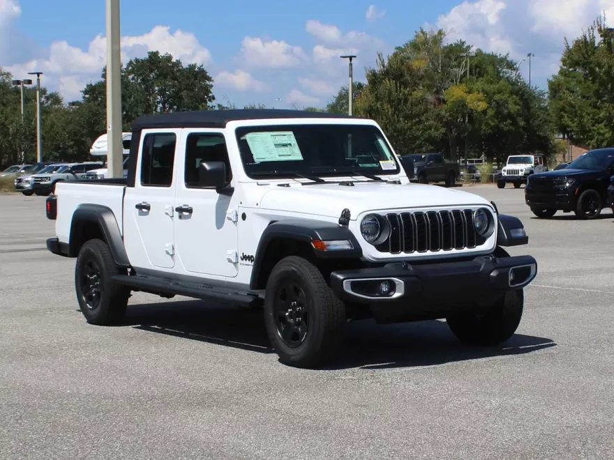2025 Jeep Gladiator Sport photo 1