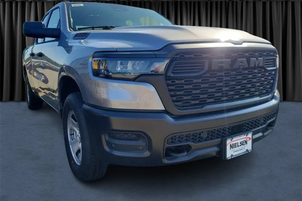 2025 Ram 1500 Tradesman photo 1