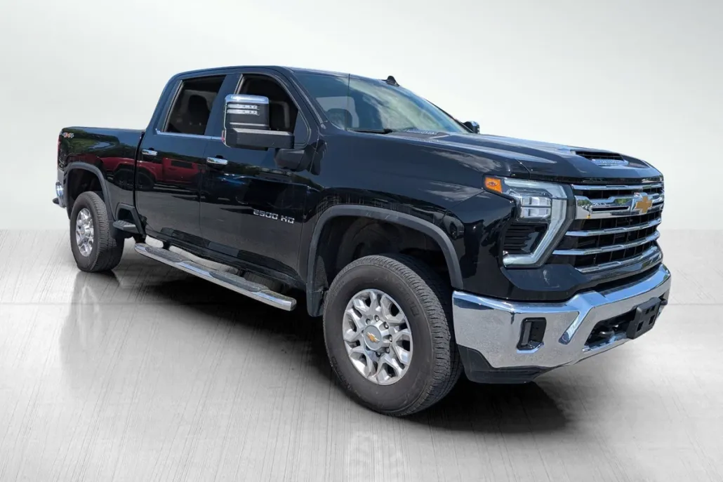 2024 Chevrolet Silverado 2500HD LTZ photo 1