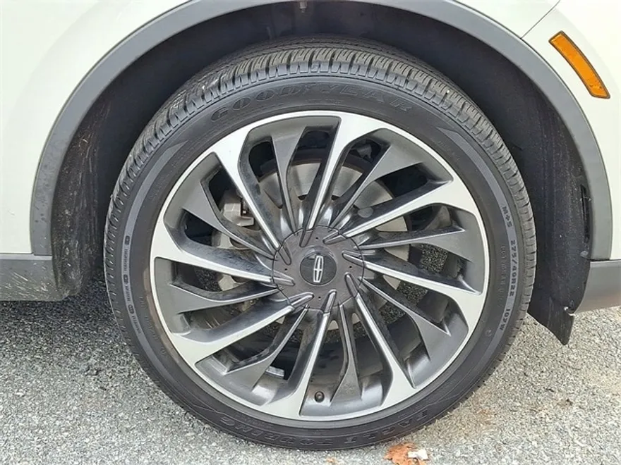 2021 Lincoln Aviator Reserve photo 1