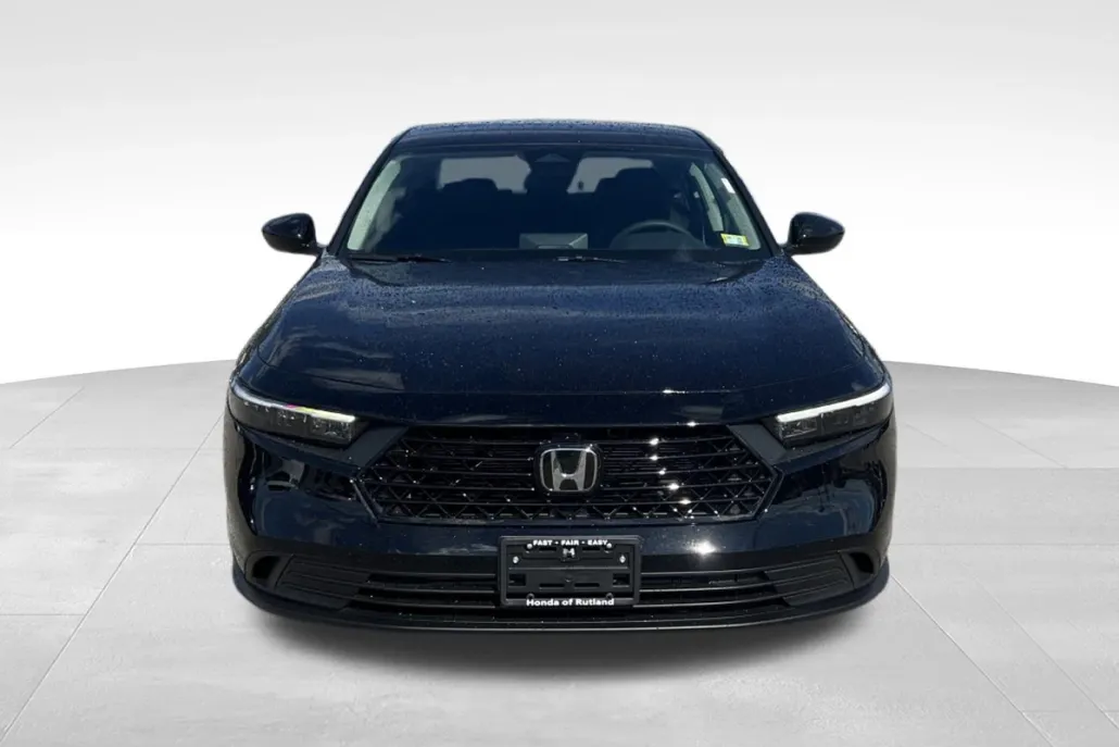2025 Honda Accord LX photo 1