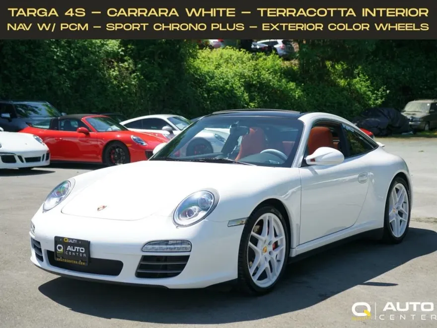 2010 Porsche 911 Targa 4S Coupe photo 1