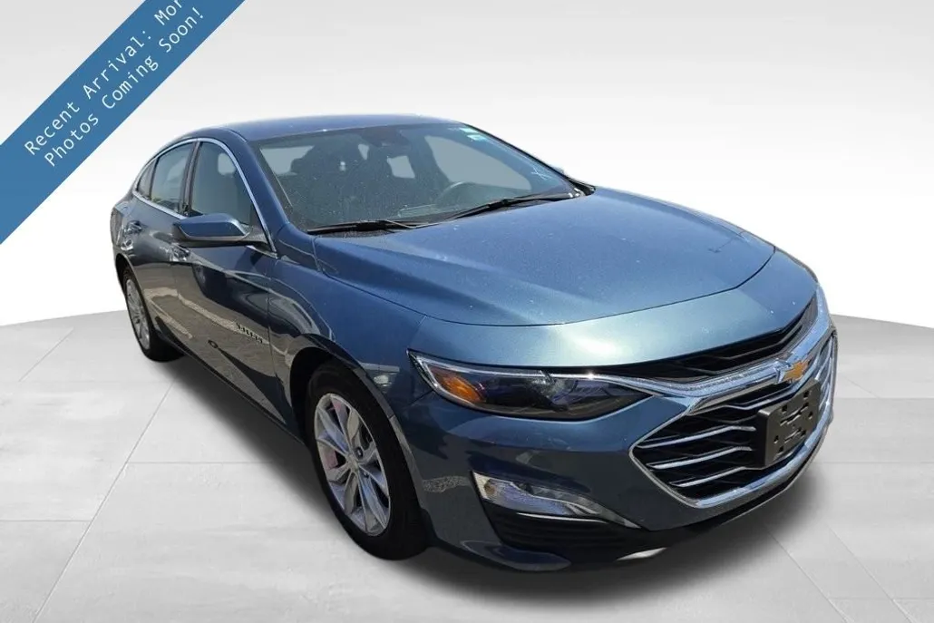 2024 Chevrolet Malibu 1LT photo 1