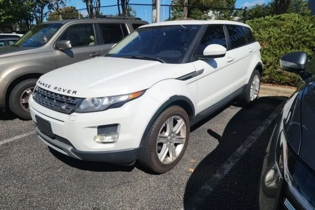 2014 Land Rover Range Rover Evoque Pure Plus photo 1