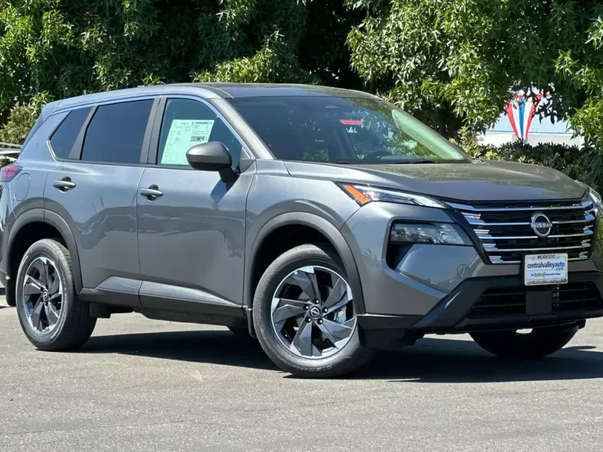2026 Nissan Rogue SV photo 1