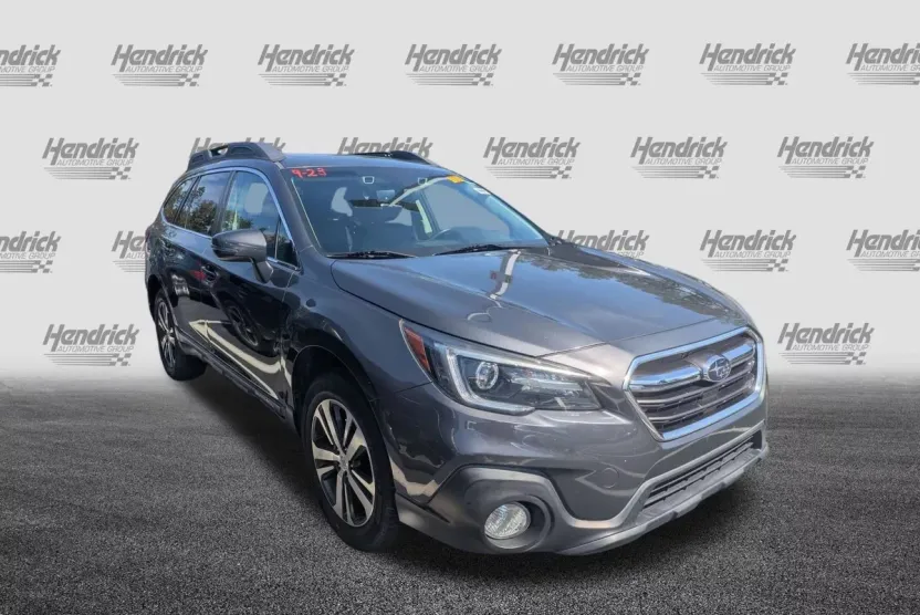 2019 Subaru Outback 2.5i Limited photo 1
