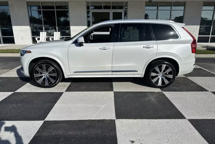 2021 Volvo XC90 Inscription photo 1