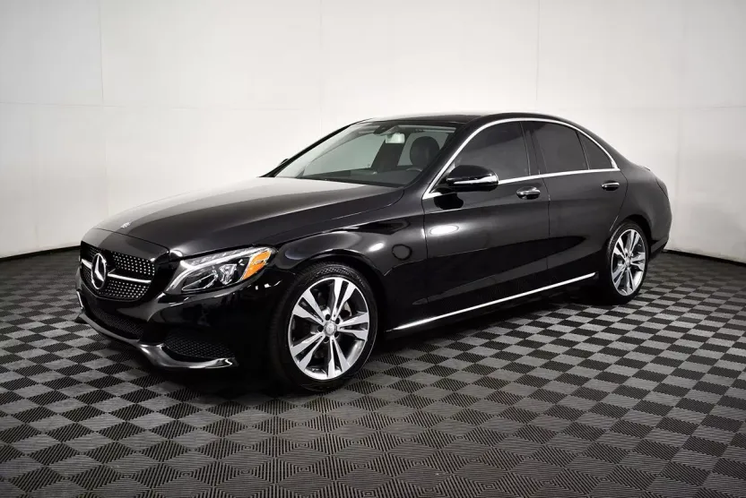 2015 Mercedes Benz C 300 photo 1