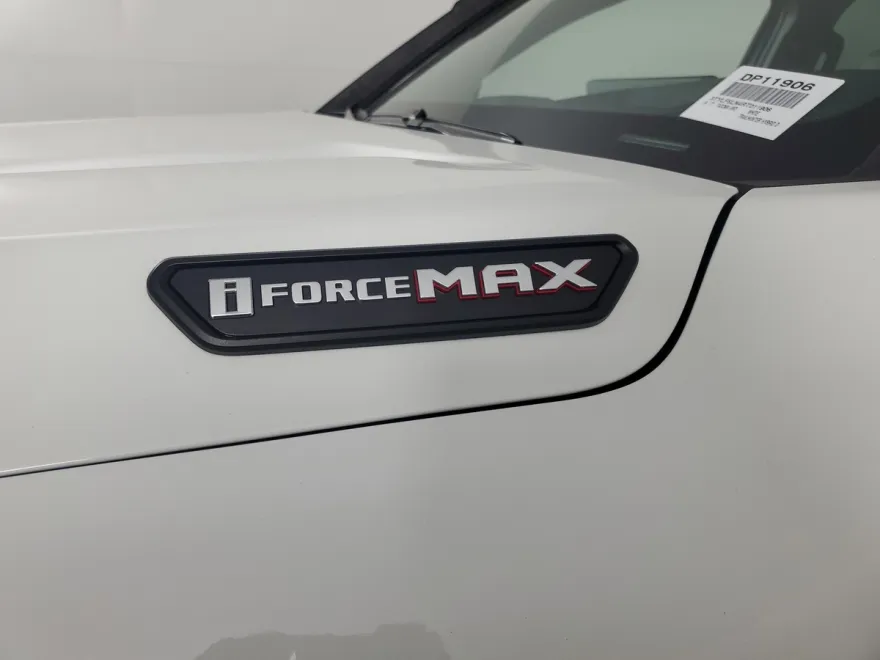 2024 Toyota Tacoma 4x4 TRD Sport photo 1