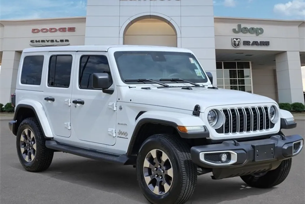 2024 Jeep Wrangler Sahara photo 1