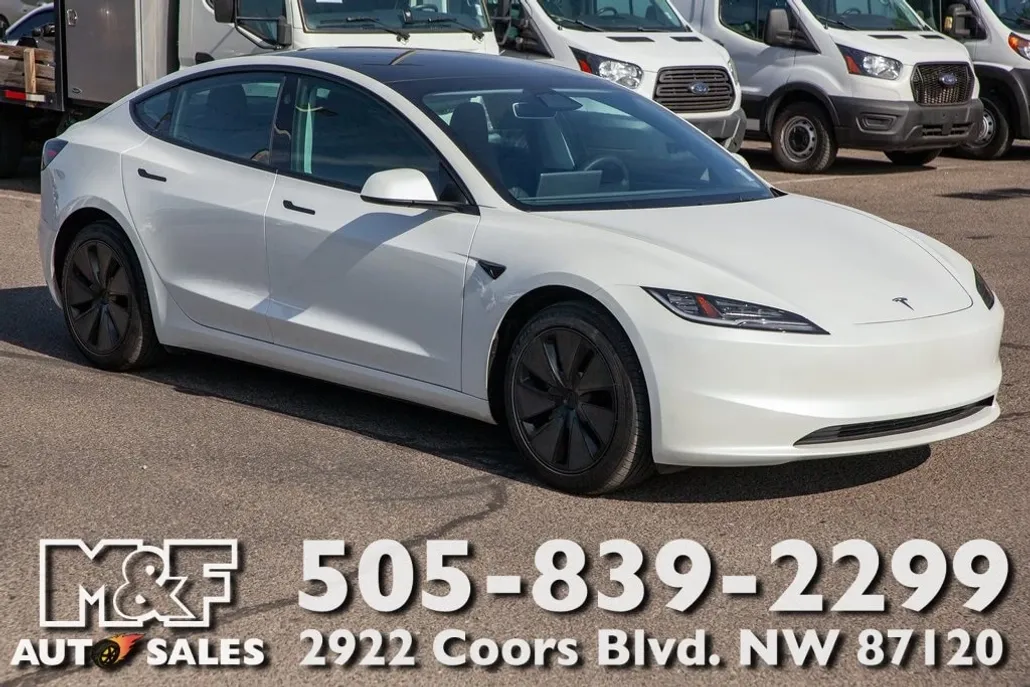 2024 Tesla Model 3 Long Range photo 1