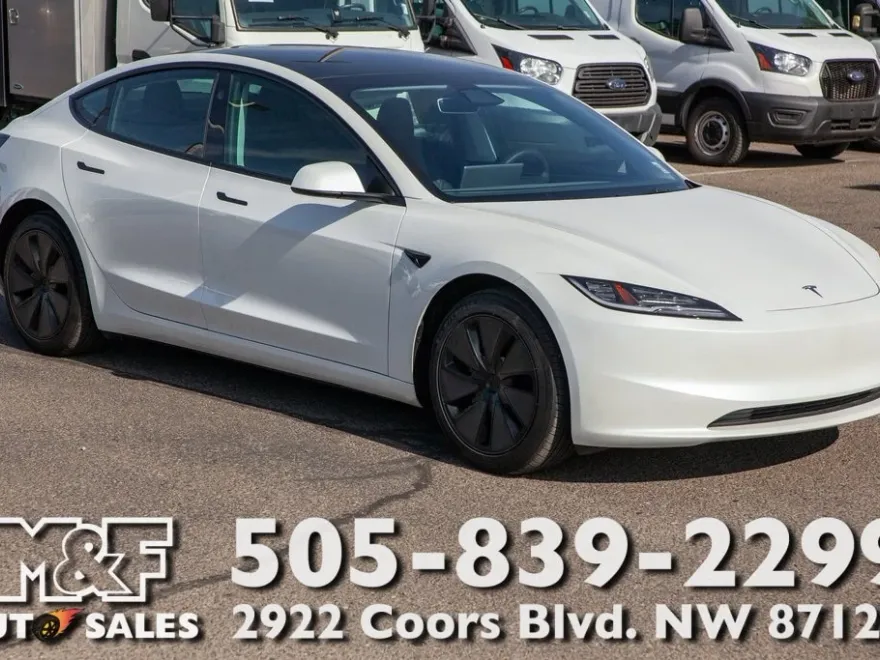 2024 Tesla Model 3 Long Range photo 1