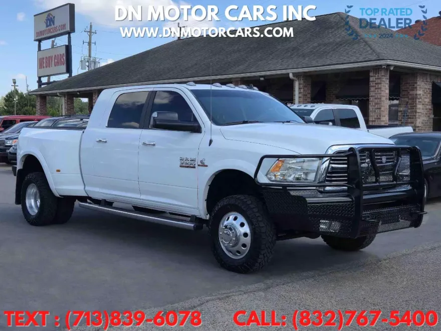 2015 Ram 3500 SLT photo 1