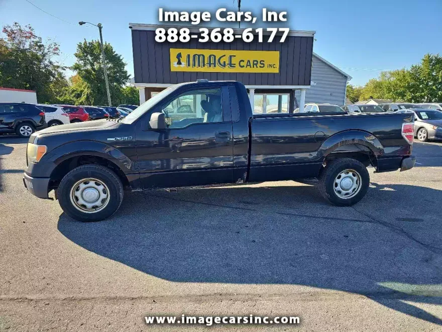 2010 Ford F-150 XLT photo 1