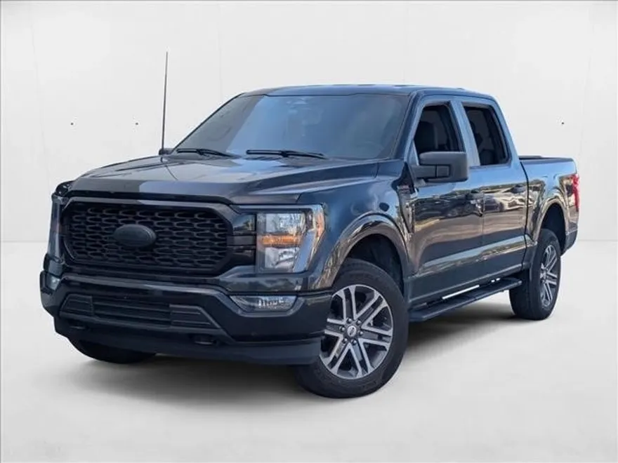2023 Ford F-150 XL photo 1