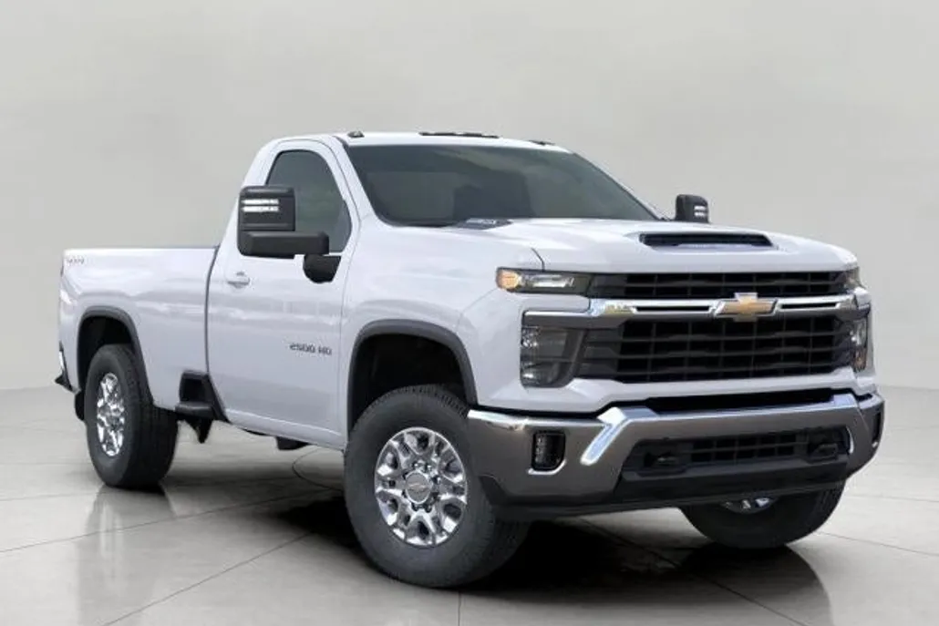 2025 Chevrolet Silverado 2500HD LT photo 1