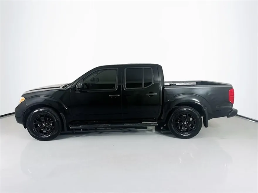 2020 Nissan Frontier SV photo 1