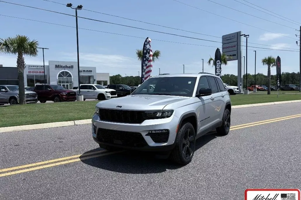 2025 Jeep Grand Cherokee Limited photo 1